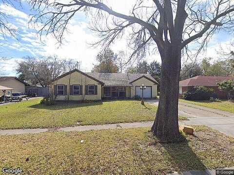 22Nd Ave N, TEXAS CITY, TX 77590