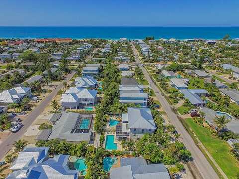 66Th, HOLMES BEACH, FL 34217