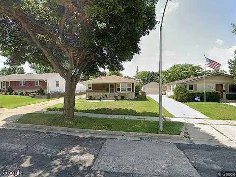 86Th, MILWAUKEE, WI 53227