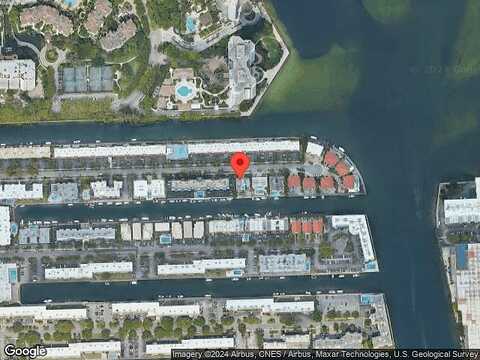 171St, NORTH MIAMI BEACH, FL 33160