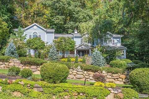 Hillcrest, UPPER SADDLE RIVER, NJ 07458