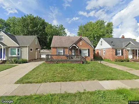 327Th, WILLOWICK, OH 44095