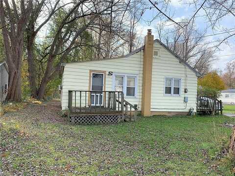 Lake Rd W, ASHTABULA, OH 44004