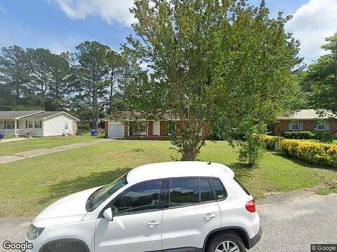 Freda, SPRING LAKE, NC 28390