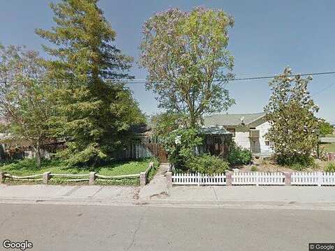 5Th, AVENAL, CA 93204