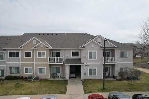 Westown, WEST DES MOINES, IA 50266