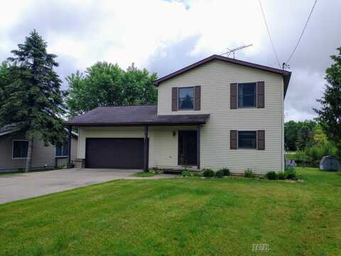 2675 W Lily Lake, Harrison, MI 48625