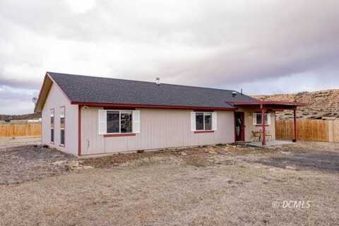 2915 E Lakeshore Dr, Panguitch, UT 84759