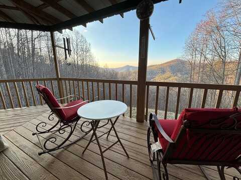 361 Swan Drive, NANTAHALA, NC 28781