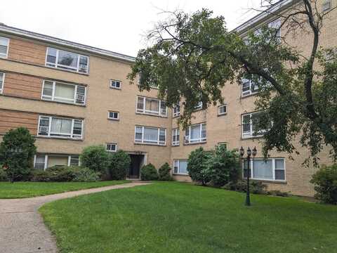 6101 N Seeley Avenue, Chicago, IL 60659