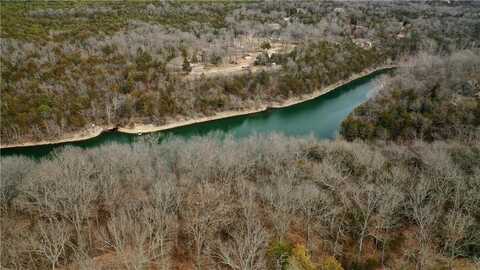 4 Elm LN, Holiday Island, AR 72631