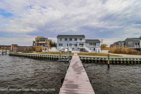 1095 Island Drive, Bayville, NJ 08721