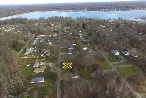 Lakewood Avenue, Lake Milton, OH 44429