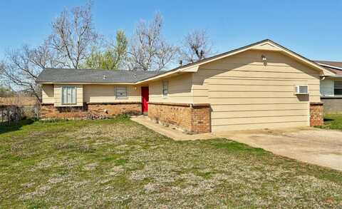 1233 Lauren Lane, Midwest City, OK 73110