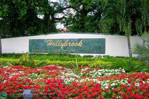 9511 N Hollybrook Lake Dr, Pembroke Pines, FL 33025