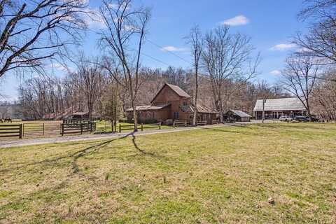 7843 Pruss Road, Dillsboro, IN 47018