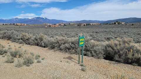 Lot 61 Country Club, Ranchos de Taos, NM 87557