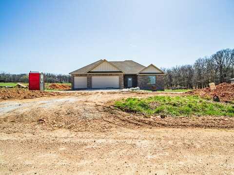 9218 S Pleasant Valley RD, Gentry, AR 72734