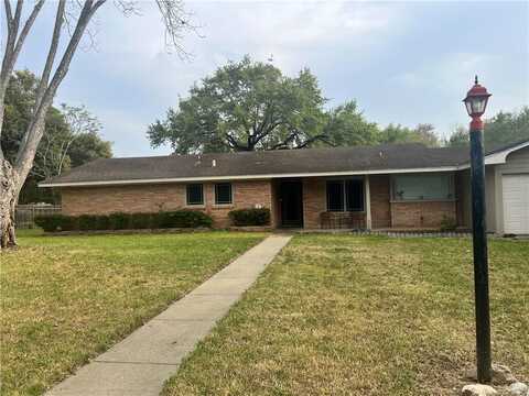 1310 Rose Dr, Alice, TX 78332