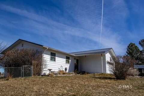 27 Juniper Ave, Colstrip, MT 59323