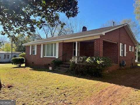 611 W Floyd Street, Sandersville, GA 31082