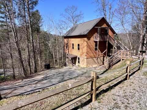 131 John Green Road, Gatlinburg, TN 33738