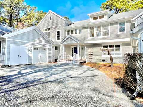 176 Sandpiper Lane, Vineyard Haven, MA 02568