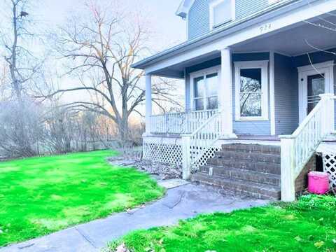 924 East Union Street, Nokomis, IL 62075