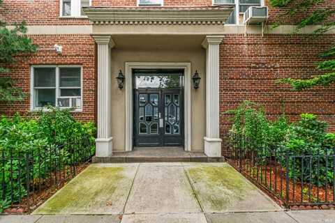 111-45 76 Avenue, Forest Hills, NY 11375