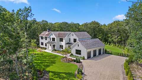 465 Middle Line Highway, Sag Harbor, NY 11963