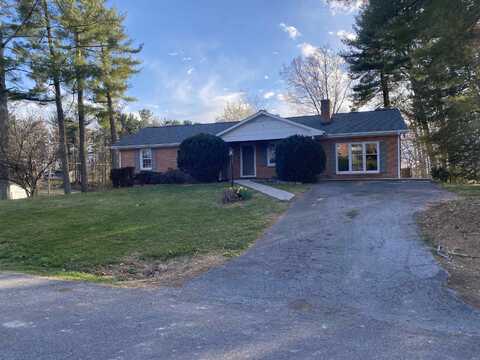 2532 Forest Hill Drive, Draper, VA 24324