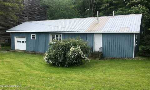 3258 County Highway 31, Cherry Valley, NY 13320