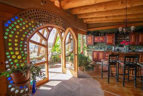 19 Gorge View Rd, Taos, NM 87571