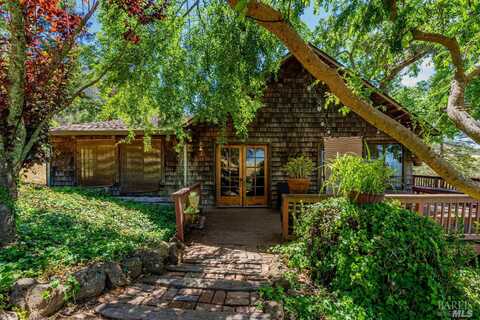 965 Los Alamos Road, Santa Rosa, CA 95409