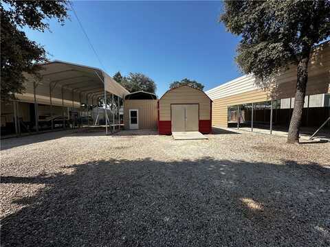 314 Sombra, Bandera, TX 78003