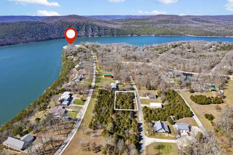 000 Roaring River Drive, Golden, MO 65658