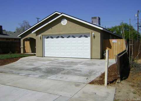 404 9th Street, Hanford, CA 93230