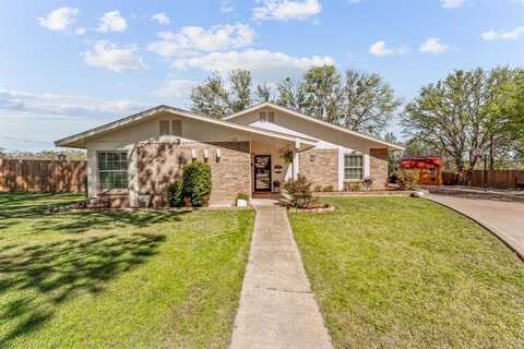 172 N Mohon Street, De Leon, TX 76444