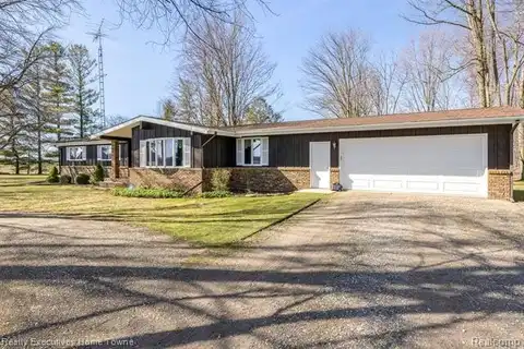 3965 N Sheldon, Snover, MI 48472