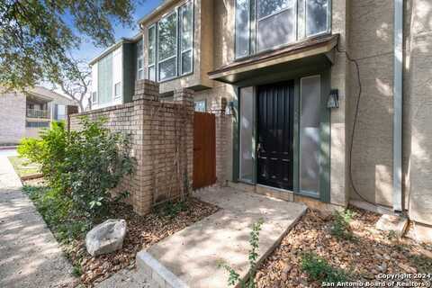 3678 HIDDEN DR, San Antonio, TX 78217