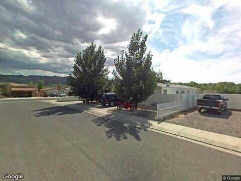 Hollyberry, FRUITA, CO 81521