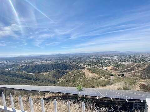 Avenue, YUCAIPA, CA 92399