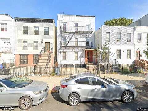 Saint Marks, BROOKLYN, NY 11213