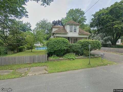 Hazelhurst, EWING, NJ 08638