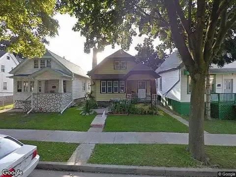 29Th, MILWAUKEE, WI 53215