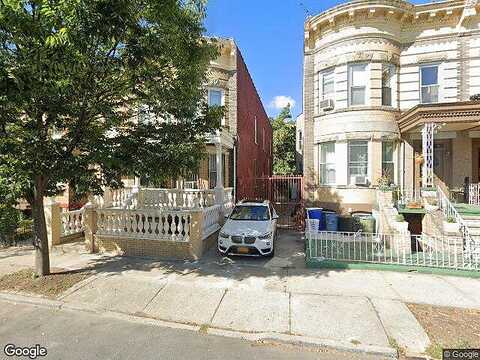 Highland, BROOKLYN, NY 11208