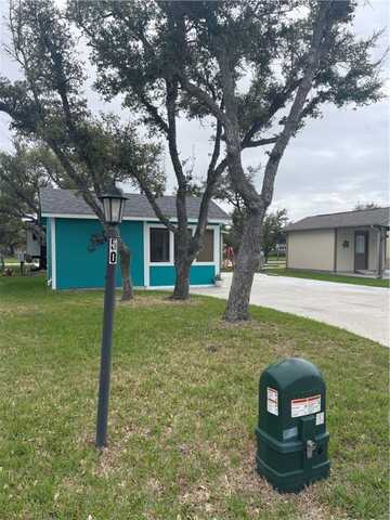 1406 W Corpus Christi Street, Rockport, TX 78382