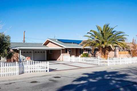 538 E CALIFORNIA AVE, RIDGECREST, CA 93555