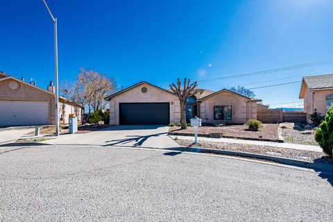 682 Wagon Trail Street SW, Los Lunas, NM 87031