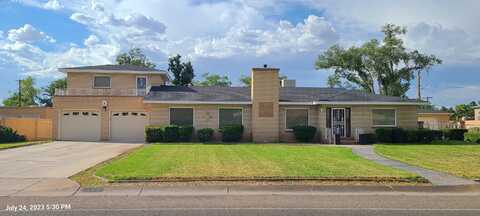 629 Solar Road NW, Albuquerque, NM 87107